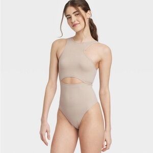 Colsie Beige Cutout Thong Bodysuit | medium
